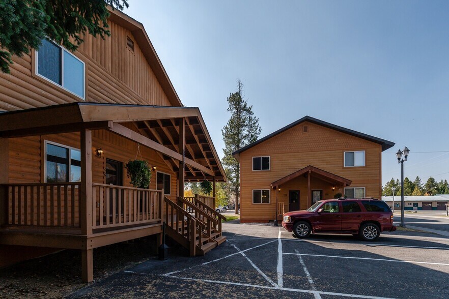 More Photos Of 229 N Hayden St, West Yellowstone Hotel For Sale
