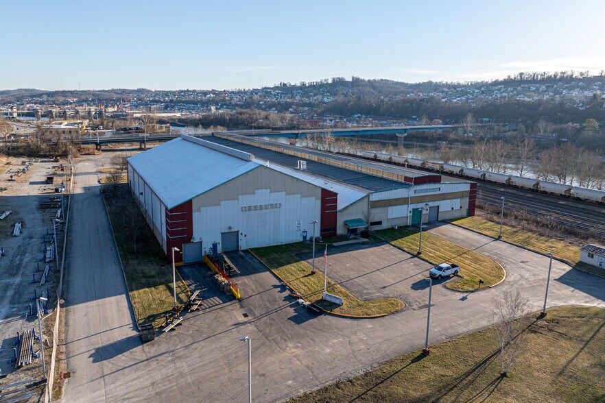More Photos Of 100 Riverview Dr, Monessen Warehouse For Lease