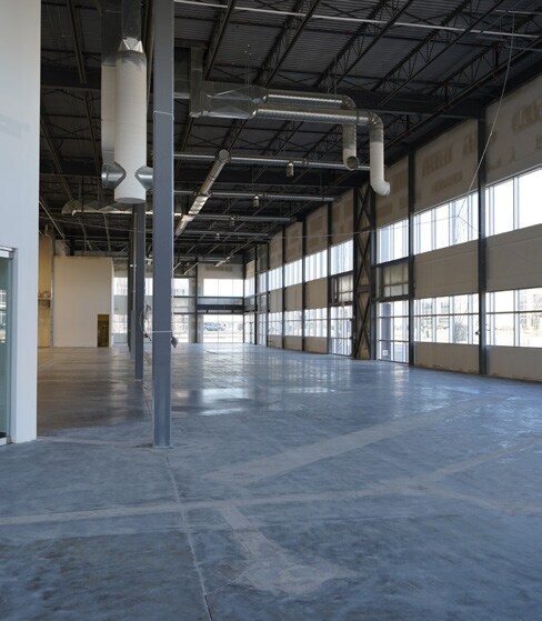 More Photos Of 6340-6356 Roper Rd NW, Edmonton Unknown For Lease