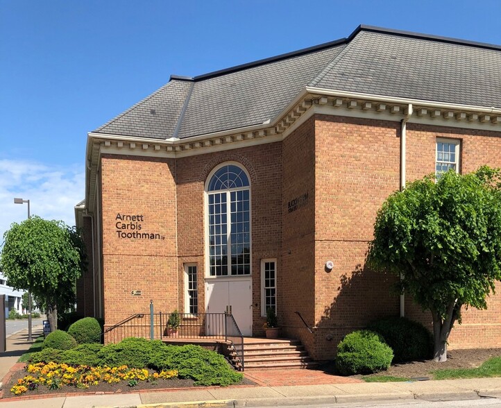 Primary Photo Of 101 Washington St E, Charleston Loft Creative Space For Lease