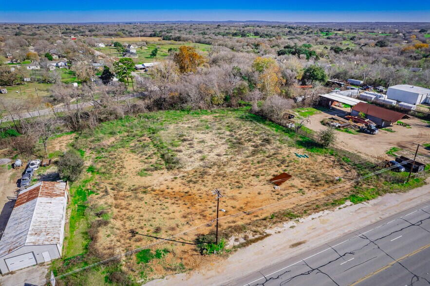 More Photos Of 1561 Pierce Street, Luling Land For Sale