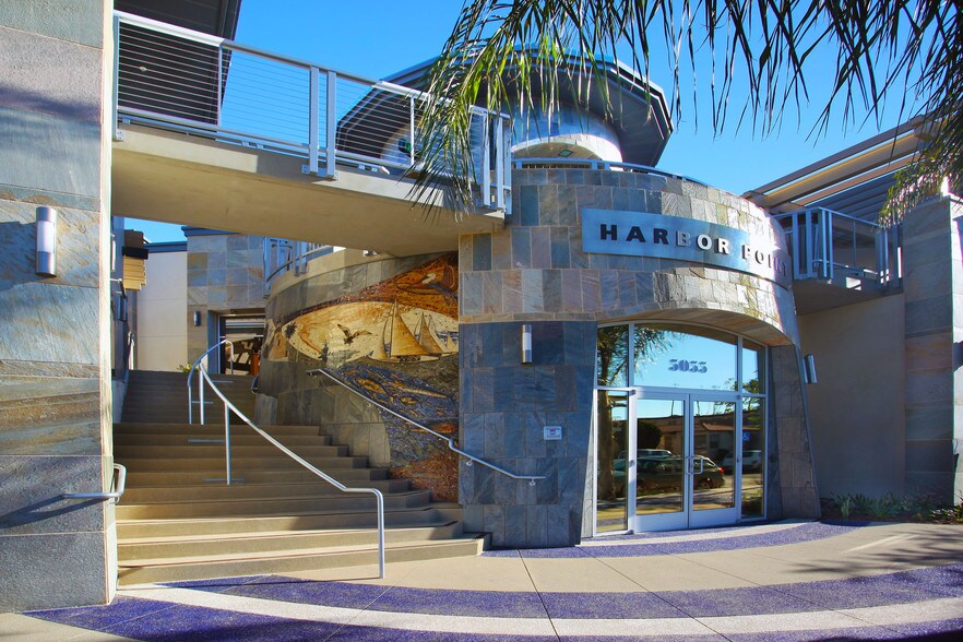 More Photos Of 5055 N Harbor Dr, San Diego Office For Lease