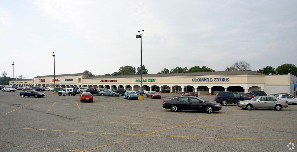 More Photos Of 427-525 S Memorial Dr, New Castle General Retail For Sale