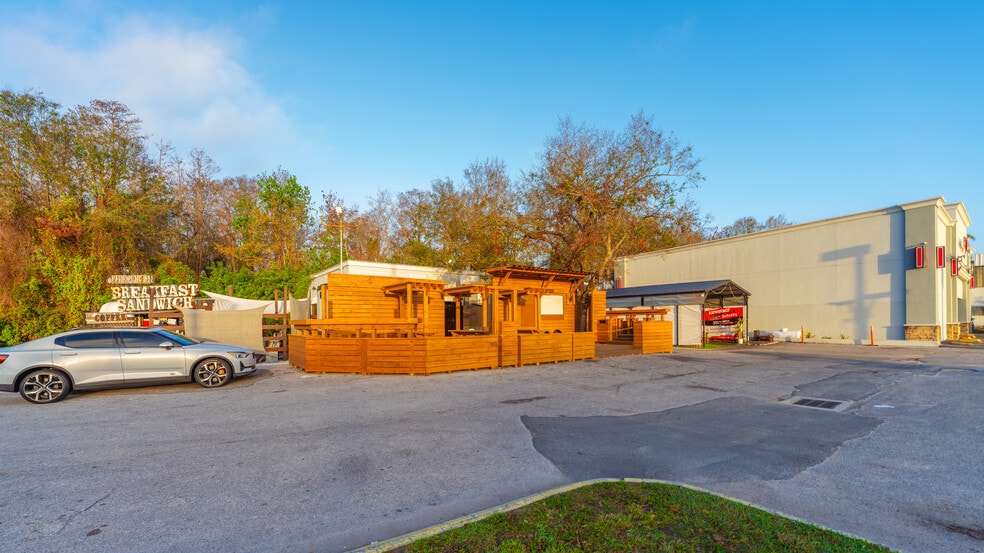 More Photos Of 7212 N Dale Mabry Hwy, Tampa Freestanding For Sale