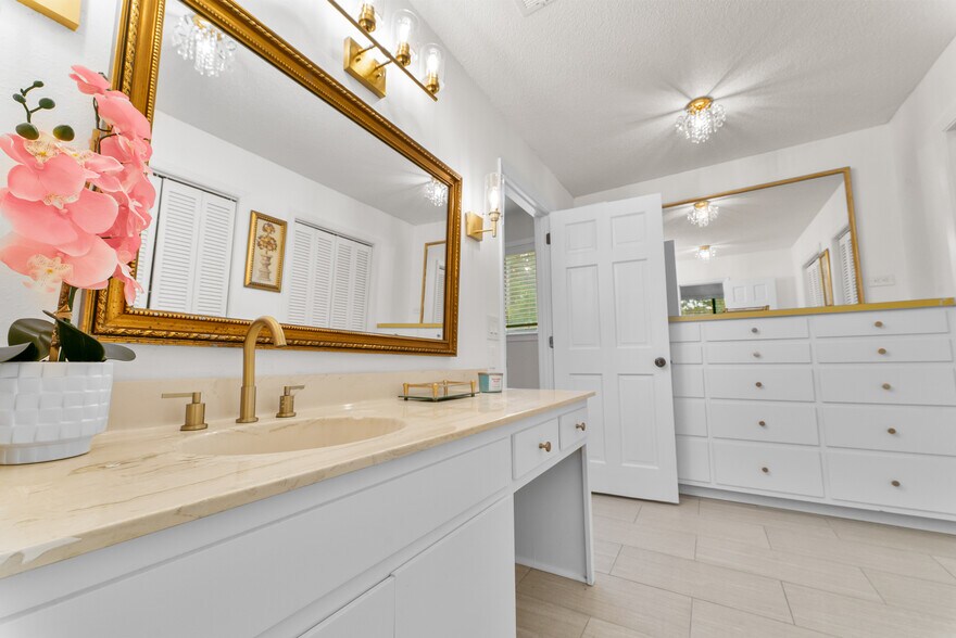 More Photos Of 100 Morgan Dr, Jesup Land For Sale