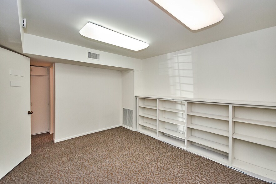 More Photos Of 12749 Norwalk Blvd, Norwalk Office For Sale