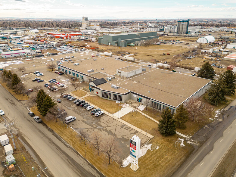 Primary Photo Of 450 31st St N, Lethbridge Warehouse For Lease