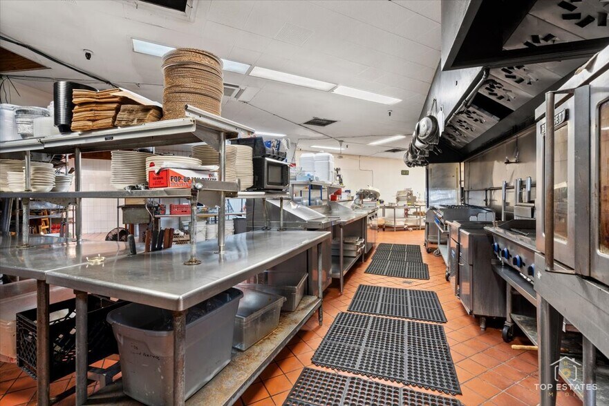 More Photos Of 320 N 2nd St, St Charles Restaurant For Sale