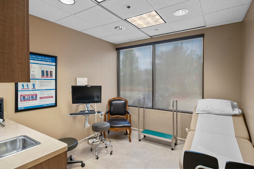 More Photos Of 1518 Legacy Dr, Frisco Office For Lease