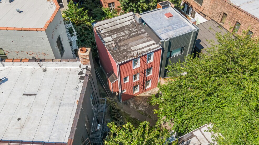 More Photos Of 319 Prospect Pl, Brooklyn Storefront Retail Residential For Sale