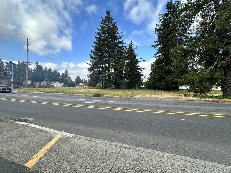 More Photos Of NE Glisan St, Gresham Land For Sale