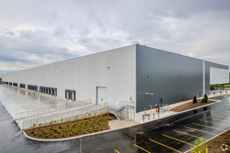 More Photos Of 3100 Mainway, Burlington Distribution For Sale