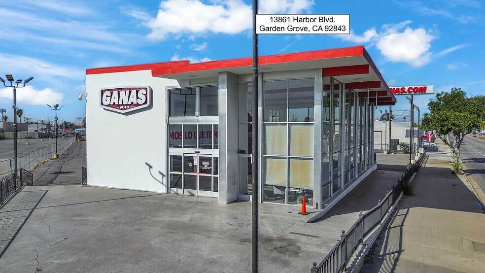 More Photos Of 13851-13861 Harbor Boulevard, Garden Grove Auto Dealership For Lease