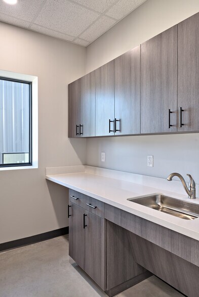 More Photos Of 205 Cantera Way, Georgetown Light Distribution For Sale