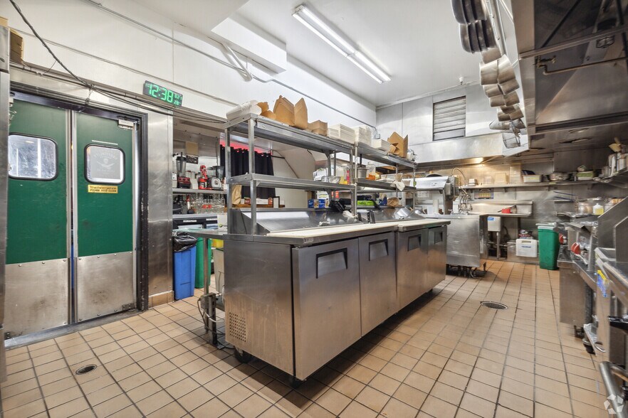 More Photos Of 1234 Grant Ave, San Francisco Restaurant For Sale
