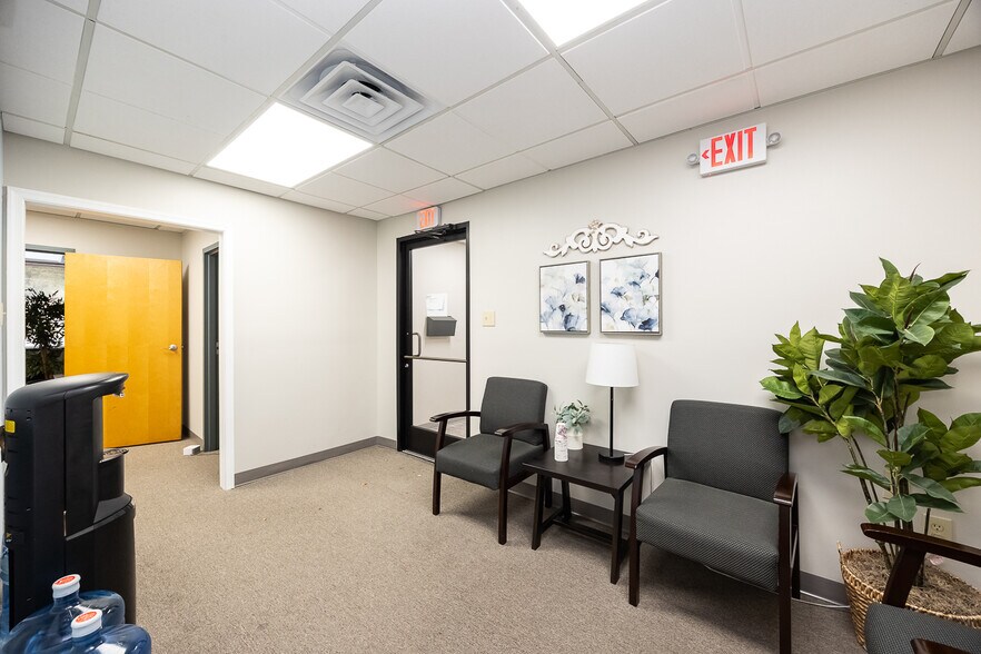 More Photos Of 728 Springdale Dr, Exton Office For Lease