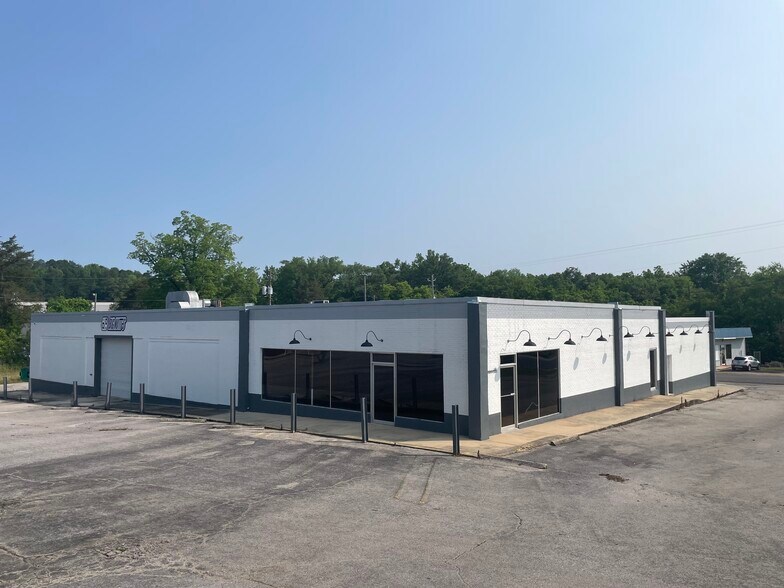 Primary Photo Of 4099 Spring st, Pinson Showroom For Sale