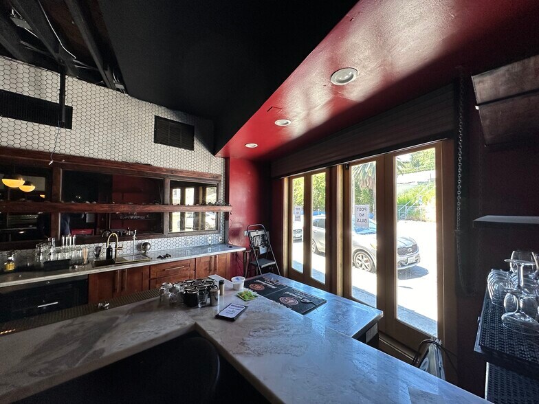 More Photos Of 2538-2540 Hyperion Ave, Los Angeles Restaurant For Lease
