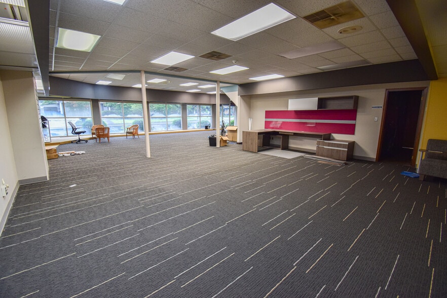 More Photos Of , Tuscaloosa Unknown For Sale