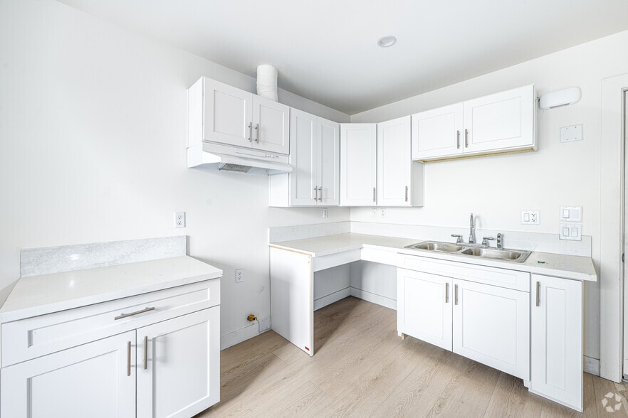 More Photos Of 8717 S Central Ave, Los Angeles Apartments For Sale