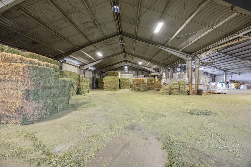 More Photos Of 780 N Todd Ave, Azusa Distribution For Sale