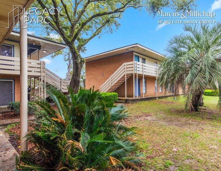 More Photos Of 457 White Dr, Tallahassee Apartments For Sale