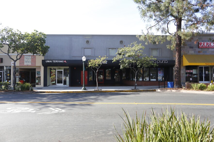More Photos Of 2268-2270 Honolulu Ave, Montrose General Retail For Sale