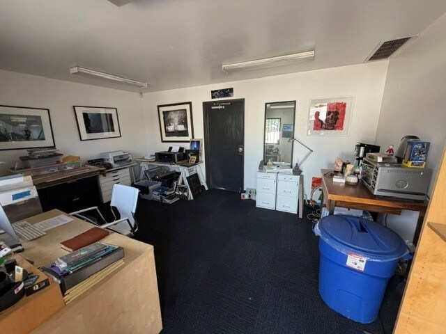 More Photos Of 8001 Langdon Ave, Van Nuys Warehouse For Lease