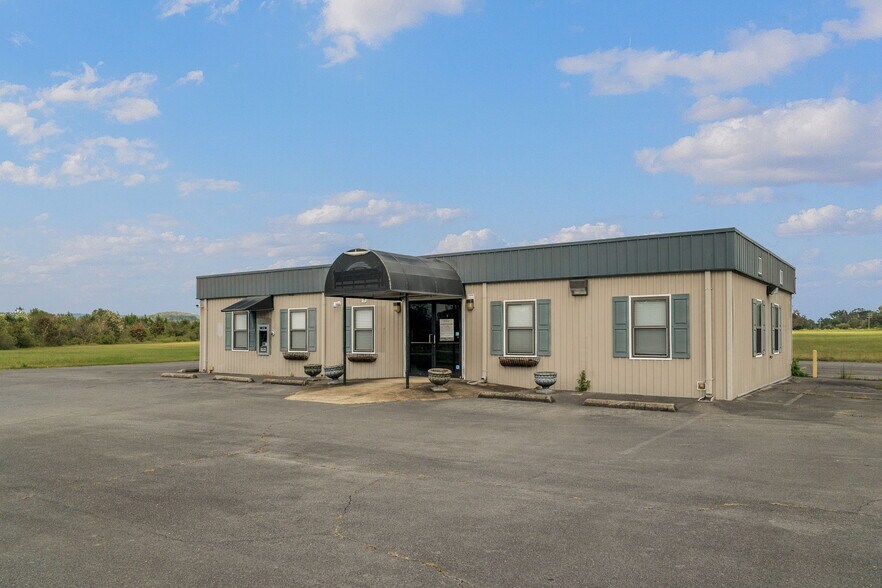 More Photos Of 5674 AL Highway 68, Collinsville Bank For Sale
