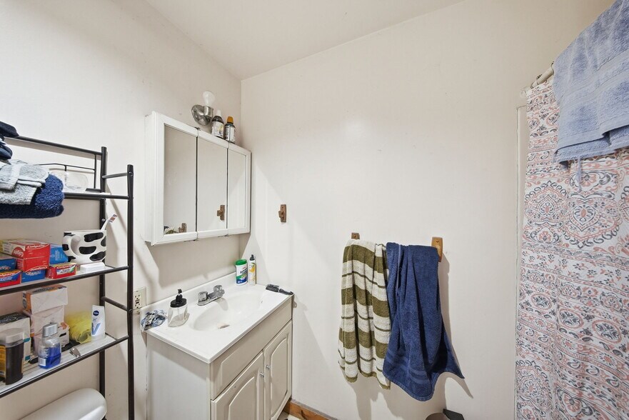 More Photos Of 696 PA-590, Lackawaxen Multifamily For Sale