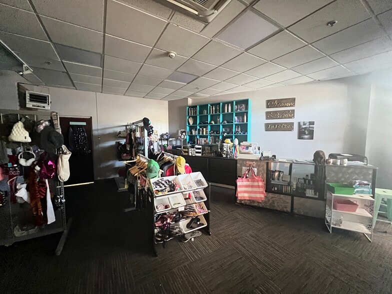 More Photos Of 560 Silverthorne Ln, Silverthorne Hotel For Sale