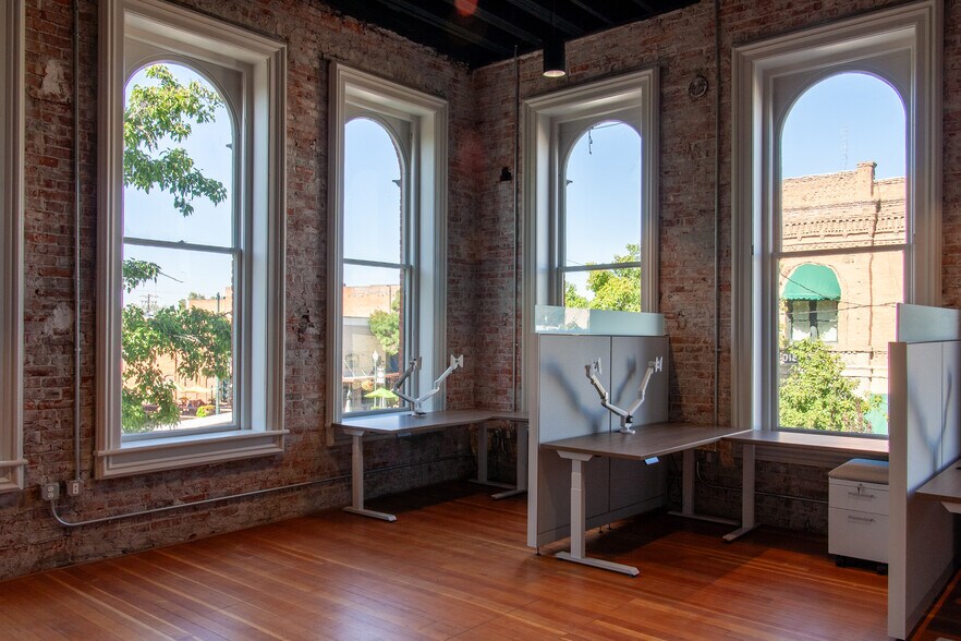 More Photos Of 28 E Main St, Walla Walla Office For Lease