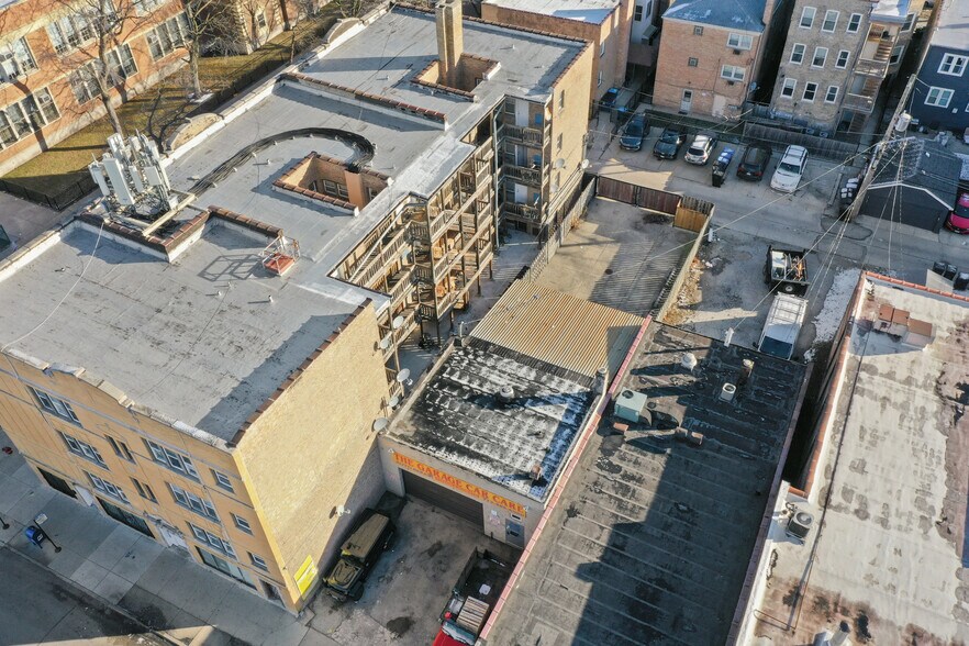 More Photos Of 6051 N California Ave, Chicago Auto Repair For Sale