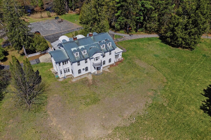 More Photos Of 2255 Ballston Ave, Saratoga Springs Restaurant For Sale
