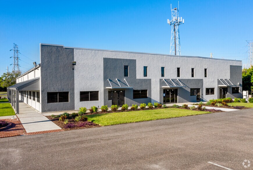 More Photos Of 5300 Ulmerton Rd, Clearwater Industrial For Lease