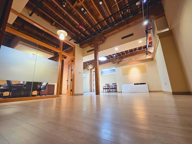 More Photos Of 1660 17th St, Denver Office Residential For Sale
