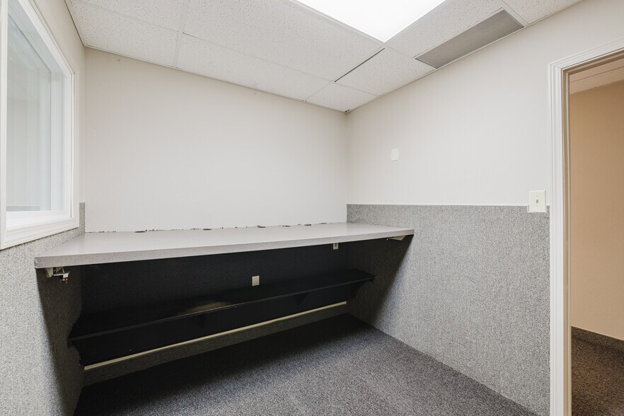 More Photos Of 1750 Manzanita Dr, Elko Office Residential For Sale