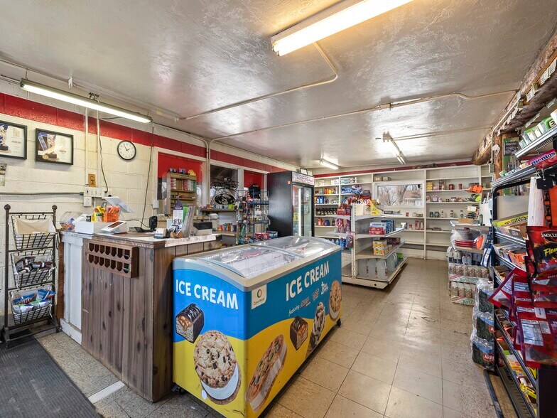 More Photos Of 50 UT-22, Antimony Land For Sale