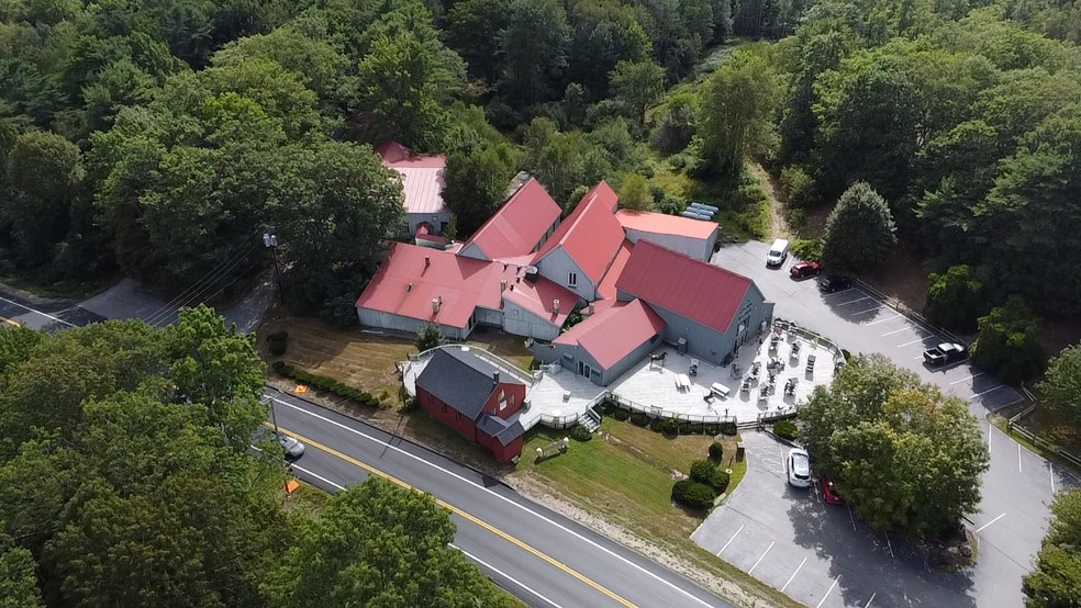 Primary Photo Of 727 Boothbay Rd, Edgecomb Light Distribution For Sale