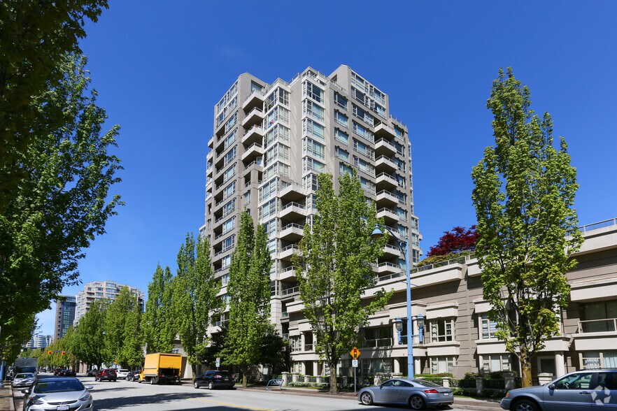 More Photos Of 8279 Saba Rd, Richmond Apartments For Sale