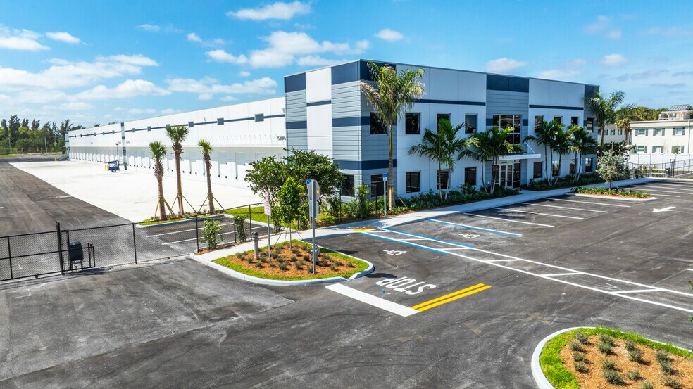 Primary Photo Of 1525 M.L.K. Jr. Blvd, Riviera Beach Truck Terminal For Lease
