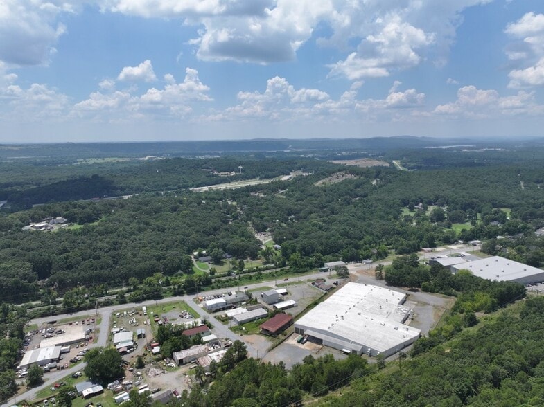 More Photos Of 8328 Macarthur Dr, North Little Rock Manufacturing For Lease