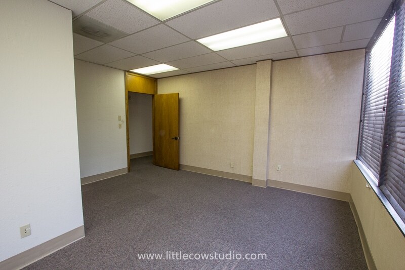 More Photos Of 4849 N Mesa St, El Paso Office For Lease