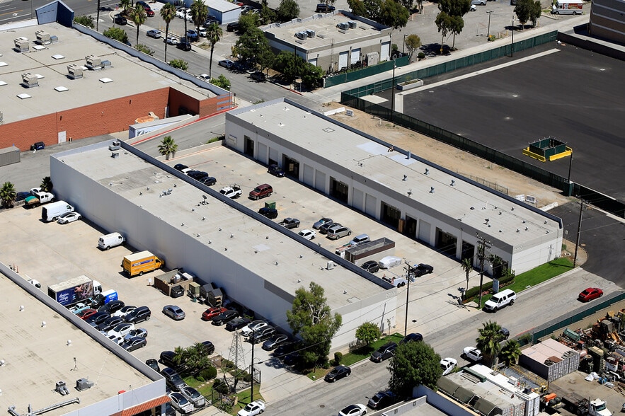 Primary Photo Of 2700 Rose Ave, Signal Hill Warehouse For Sale