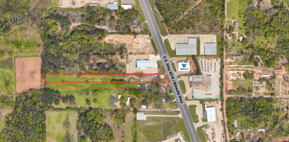 More Photos Of 8117 US Highway 69 N, Tyler Office For Lease