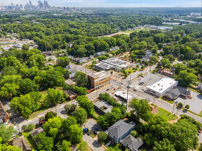 More Photos Of 638-642 Dill Ave, Atlanta Freestanding For Sale