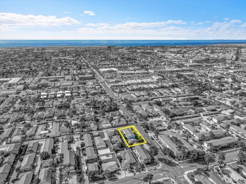 More Photos Of 1780 Santa Ana Ave, Costa Mesa Multifamily For Sale