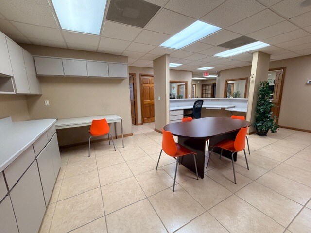 More Photos Of 131 Executive Cir, Daytona Beach Loft Creative Space For Lease