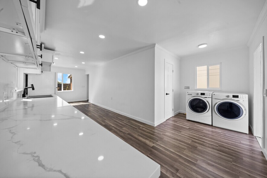 More Photos Of 3515 W Commonwealth, Fullerton Multifamily For Sale