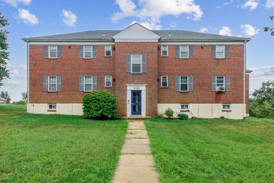 More Photos Of 1100 E Ramblewood Rd, Baltimore Apartments For Sale